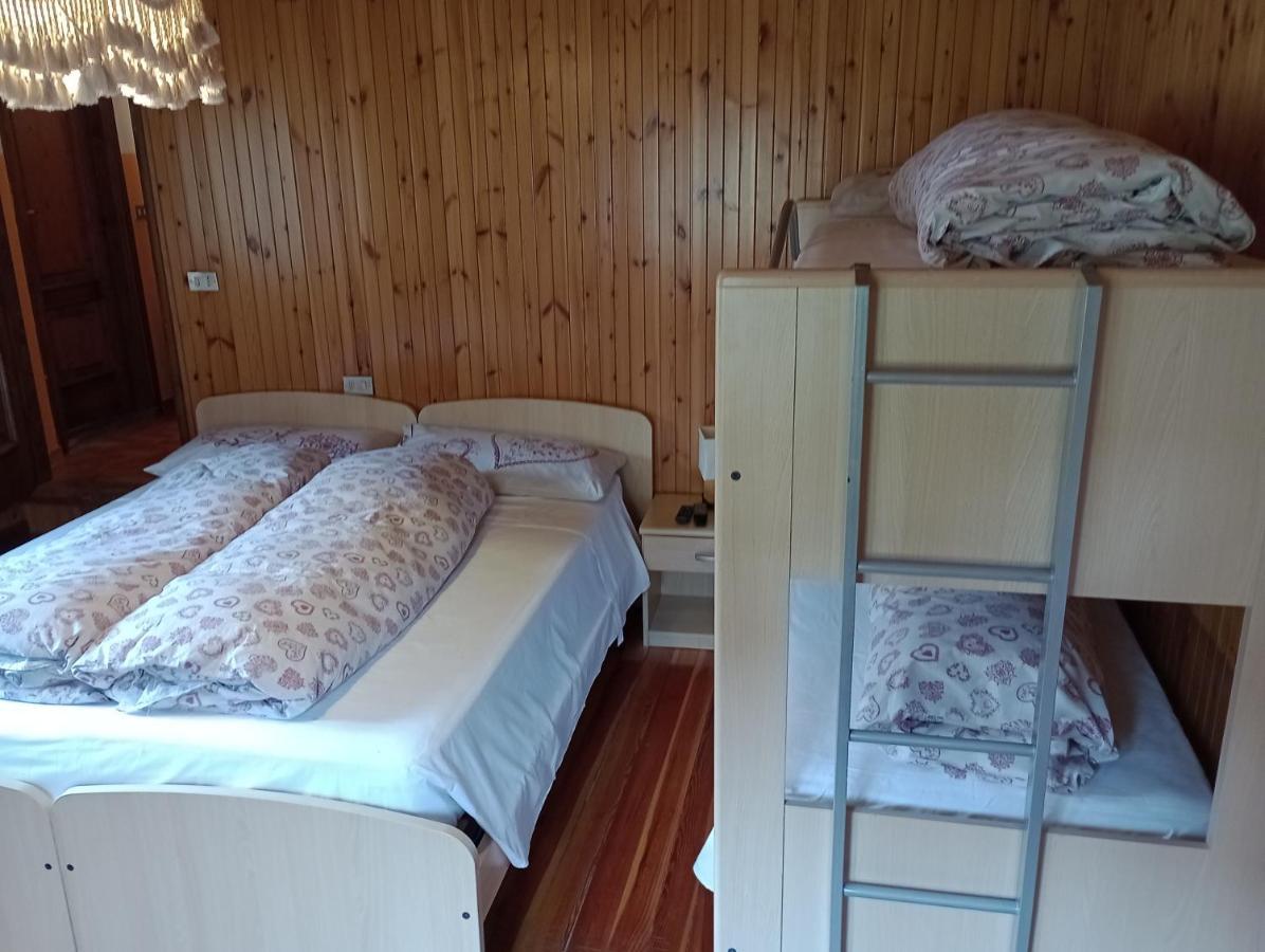 Sasso Nero Hotel Киеза ин Валмаленко Екстериор снимка