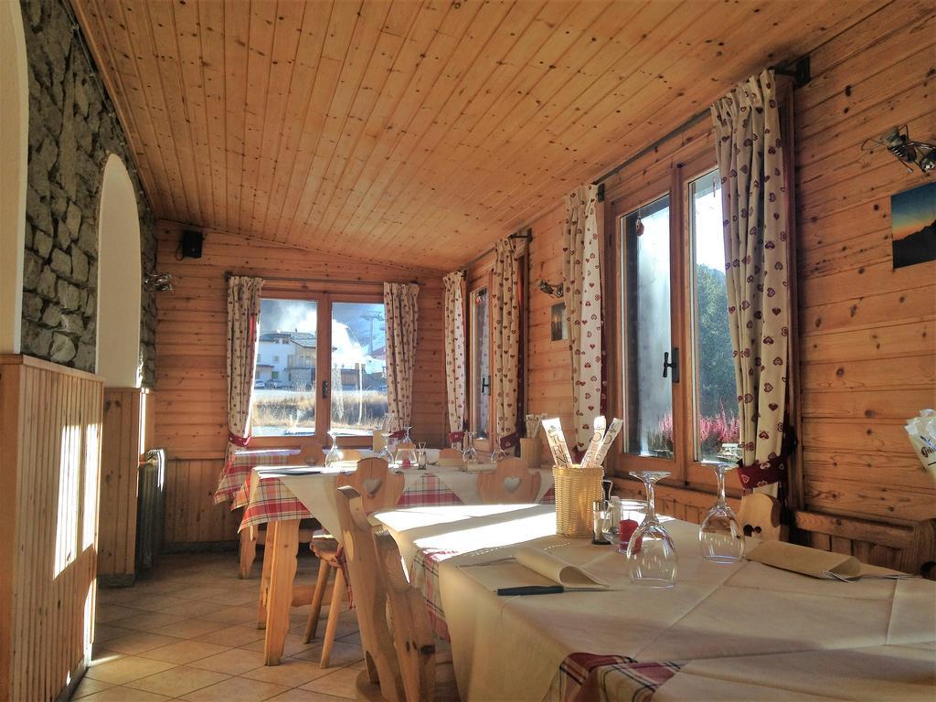 Sasso Nero Hotel Киеза ин Валмаленко Екстериор снимка